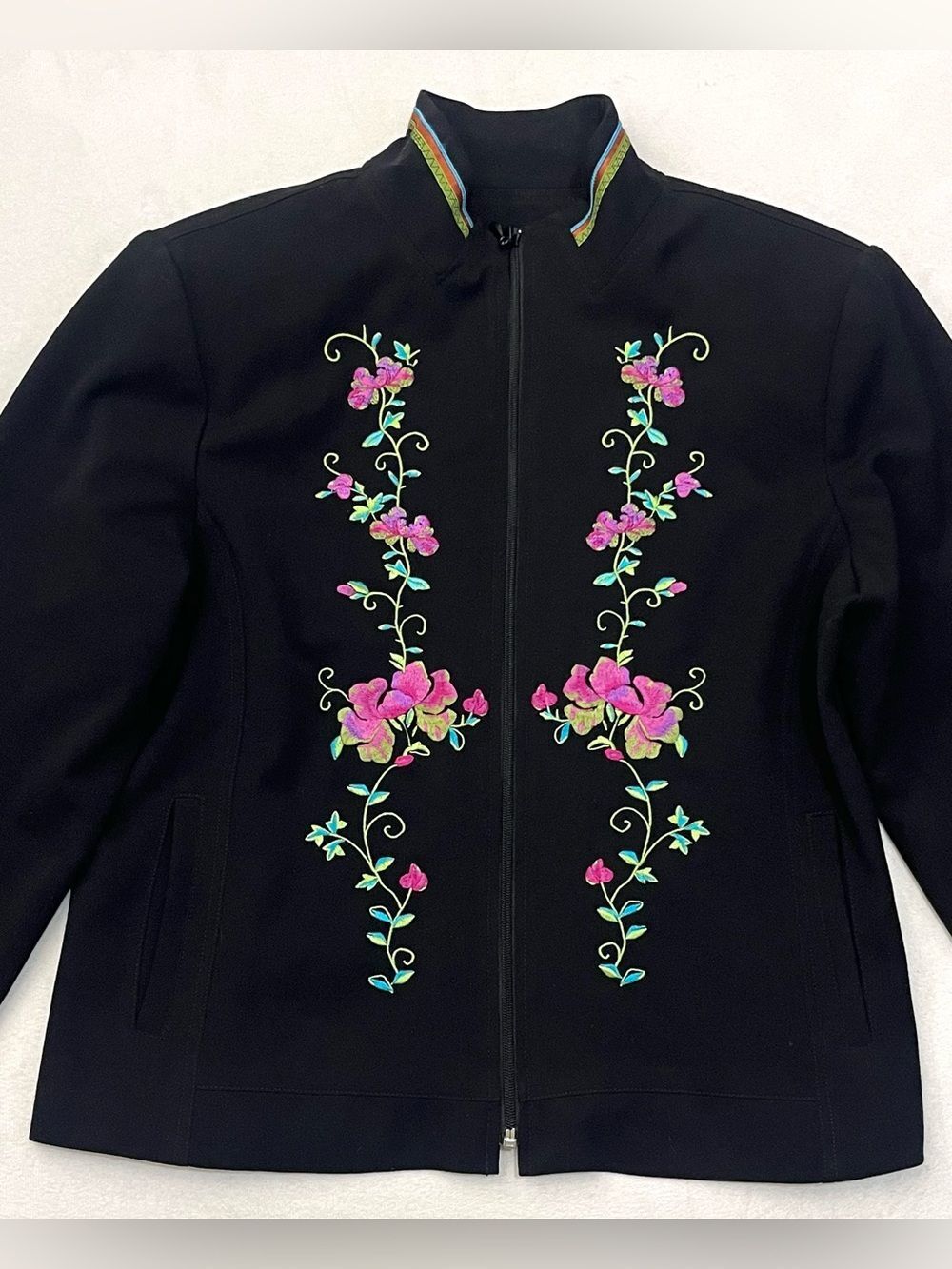 Nancy Bolen Embroidered Sequin Black Pink Floral Zip Blazer Jacket Women’s Top - Picture 3 of 16